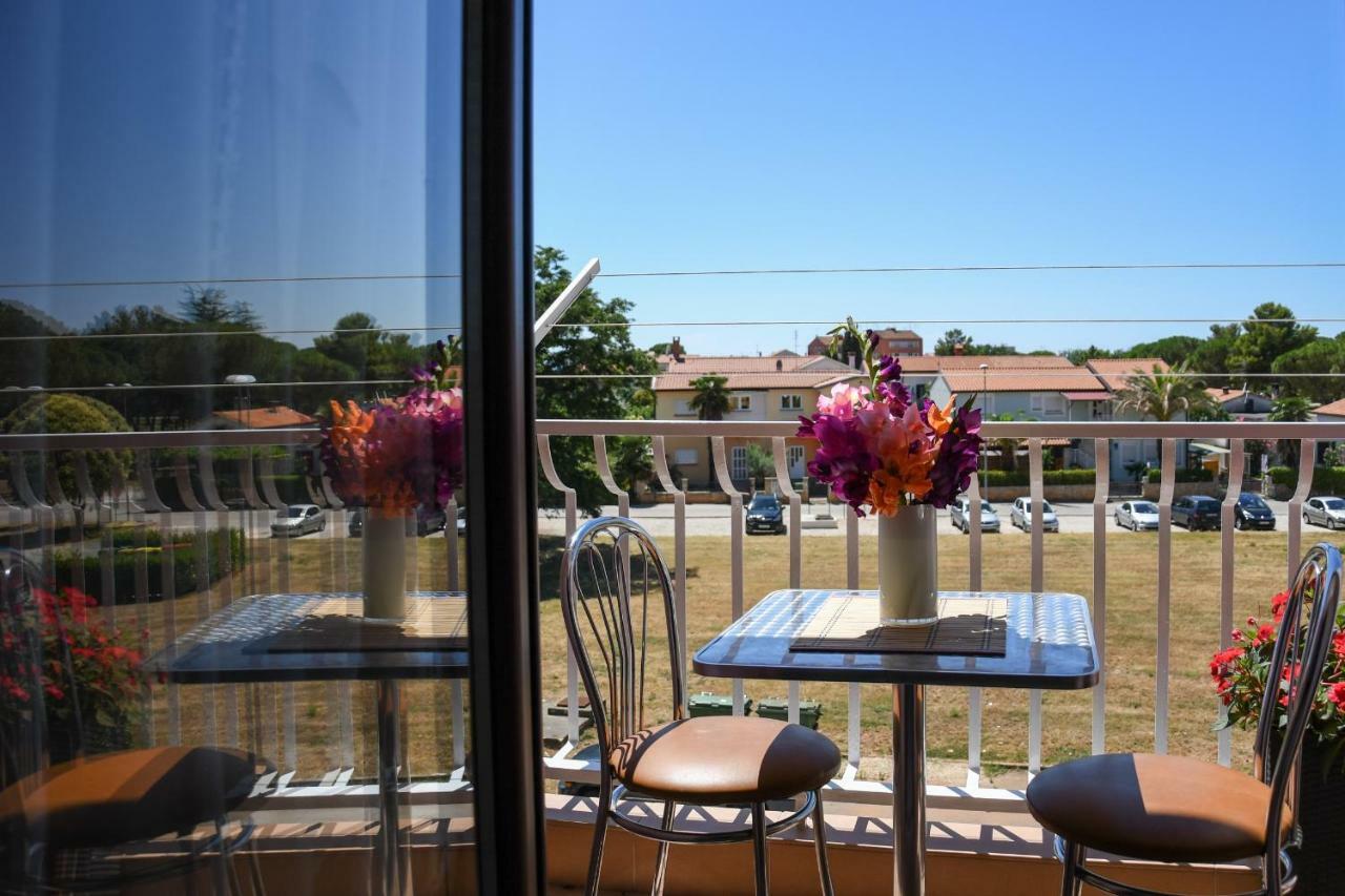 Duska Apartment Umag Luaran gambar
